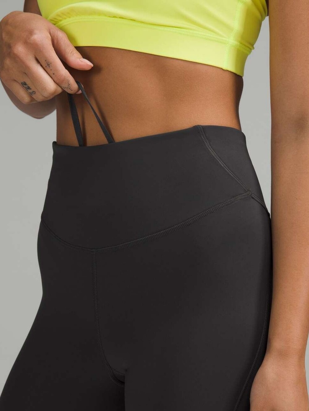 Lululemon Base Pace High Rise 23" Cropped Leggings Size 6 Graphite Grey Nulux - Picture 4 of 13